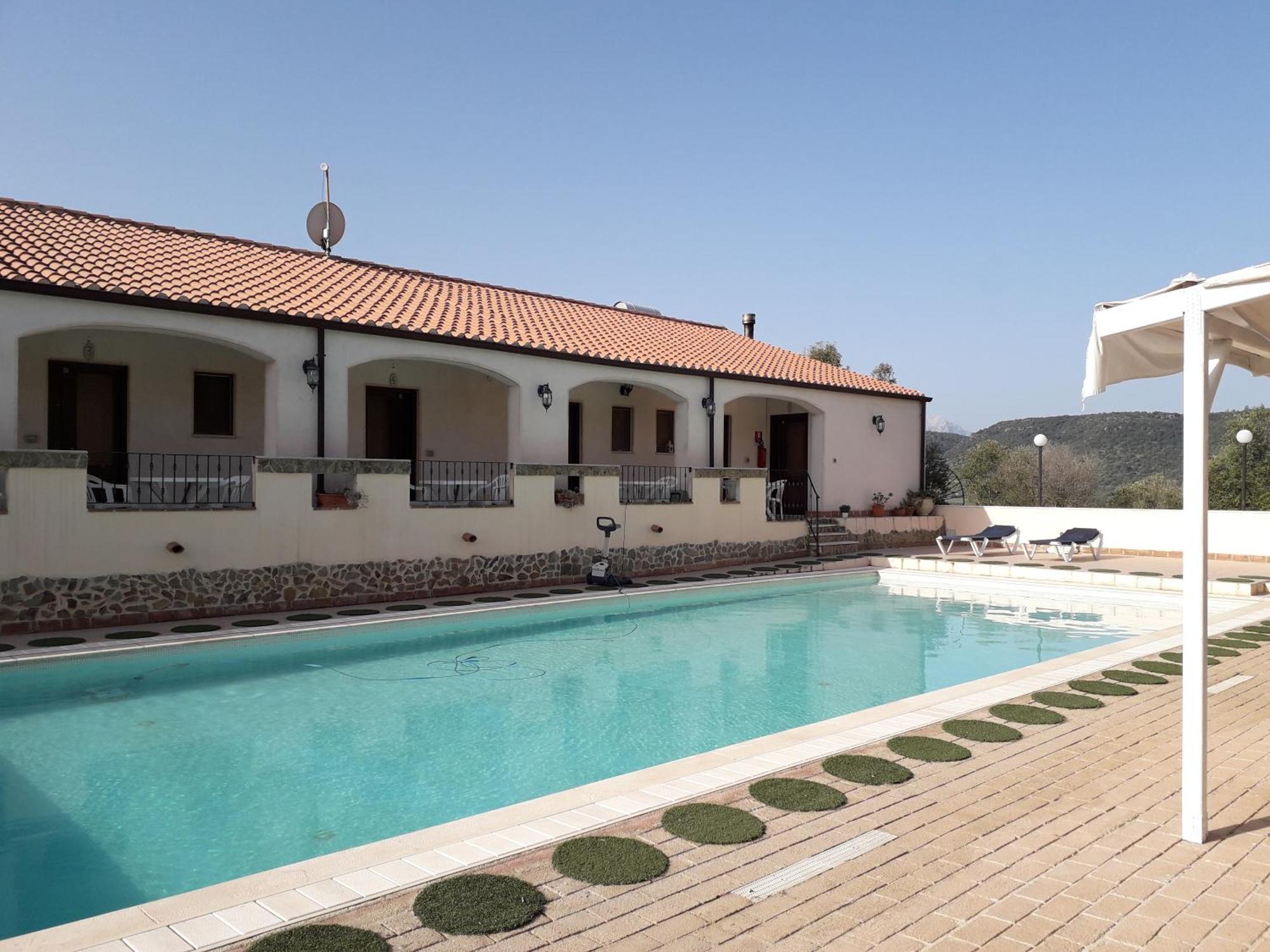 Hotel Valle Del Cedrino Galtelli Ngoại thất bức ảnh