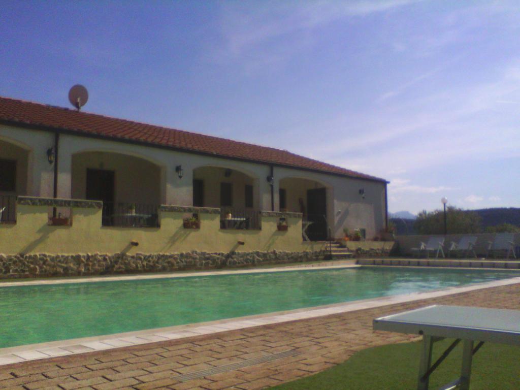 Hotel Valle Del Cedrino Galtelli Ngoại thất bức ảnh